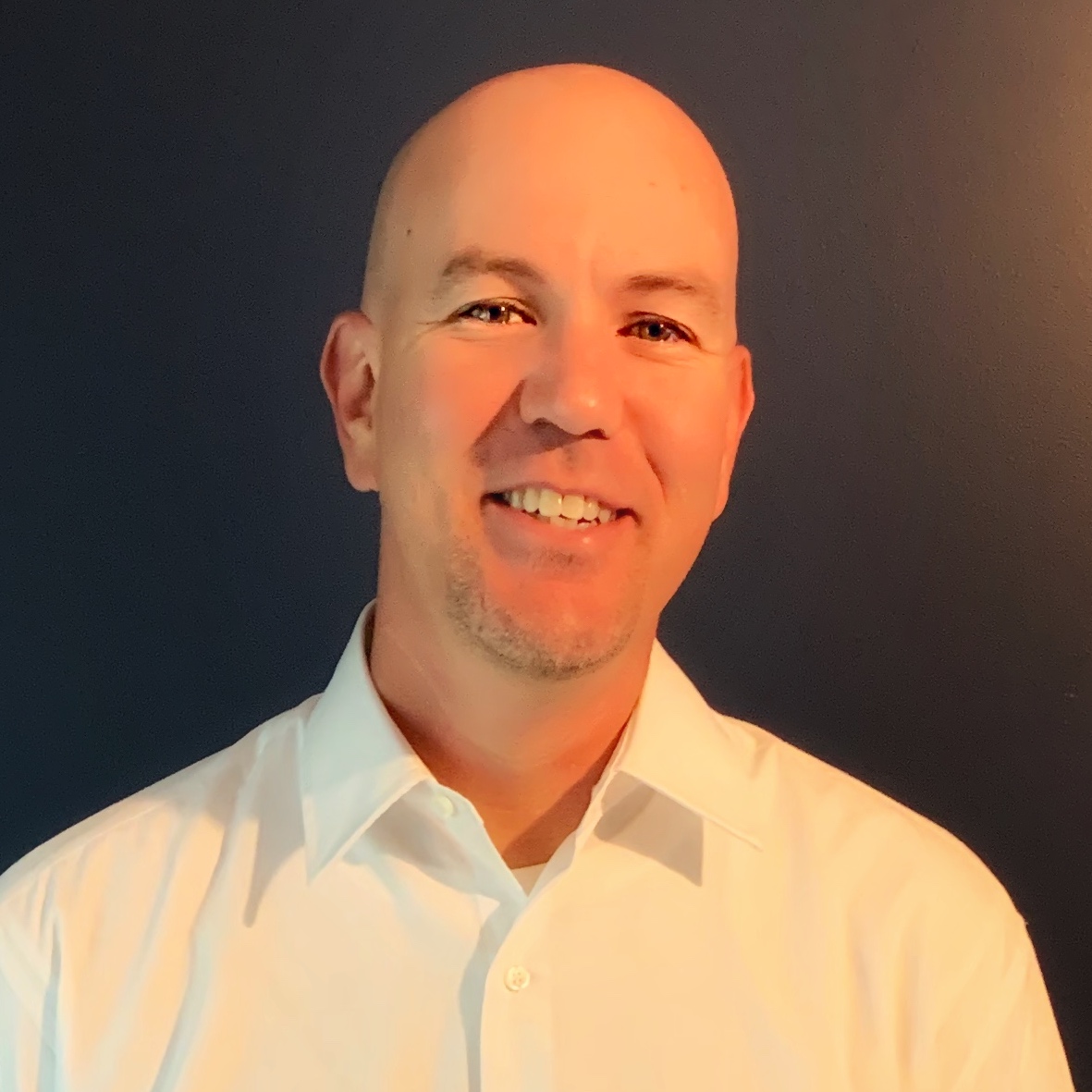 Bradley_Toms_Headshot